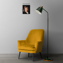 Cargar imagen en el visor de la galería, Digitally Restored and Enhanced 1992 Hillary Rodham Clinton Print - First Lady Portrait - Political Pioneer Women's Leadership - Archival Print