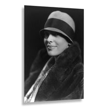 Cargar imagen en el visor de la galería, Digitally Restored and Enhanced 1930 Amelia Earhart Print - Aviatrix Portrait Golden Age Aviation - Women Pilots Ninety-Nines Era - Archival Print