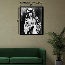 Cargar imagen en el visor de la galería, Digitally Restored and Enhanced 1920 T E Lawrence Photo Print - Vintage Portrait Photo of T E Lawrence of Arabia Poster - Old Photo of T.E. Lawrence