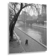 Cargar imagen en el visor de la galería, Digitally Restored and Enhanced 1940 A Couple Walking Along Seine River Photo Print - Vintage Photo of A Couple Walking Along Seine River by Toni Frissell