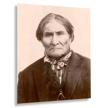 Cargar imagen en el visor de la galería, Digitally Restored and Enhanced 1904 Geronimo Photo Print - Vintage Portrait Photo of Military Leader Geronimo Goyaale Print Wall Art