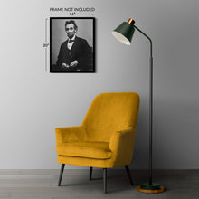 Cargar imagen en el visor de la galería, Digitally Restored and Enhanced 1865 Abraham Lincoln Photo Print - Vintage Portrait Photo of Abraham Lincoln President of The United States Poster Wall Art