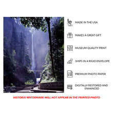 Cargar imagen en el visor de la galería, Digitally Restored and Enhanced 1980 Multnomah Falls Print - Columbia River Gorge Benson Bridge - Oregon Waterfall Natural Wonder - Archival Print
