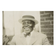Load image into Gallery viewer, 1909 Jack Johnson Print - Heavyweight Boxing Champion Portrait - Golden Smile Boxing Pioneer - Archival Print
