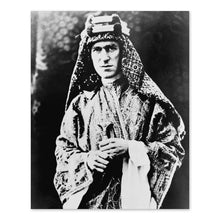 Cargar imagen en el visor de la galería, Digitally Restored and Enhanced 1920 T E Lawrence Photo Print - Vintage Portrait Photo of T E Lawrence of Arabia Poster - Old Photo of T.E. Lawrence
