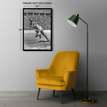 Cargar imagen en el visor de la galería, Digitally Restored and Enhanced 1936 Jesse Owens Photo Print - Old Photo of Jesse Owens Poster - Historic Jesse Owens Wall Art Photo from Olympic Games
