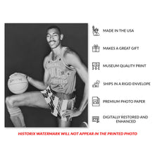 Cargar imagen en el visor de la galería, Digitally Restored and Enhanced 1959 Wilt Chamberlain Poster Photo - Old Photo of Wilt Chamberlain Wearing Harlem Globetrotters Uniform Wall Art Print
