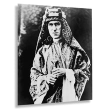 Cargar imagen en el visor de la galería, Digitally Restored and Enhanced 1920 T E Lawrence Photo Print - Vintage Portrait Photo of T E Lawrence of Arabia Poster - Old Photo of T.E. Lawrence
